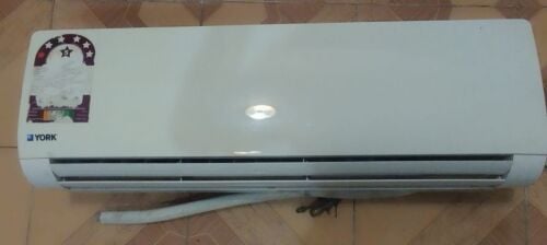 YORK SPLIT AC INDOOR+OUTDOOR