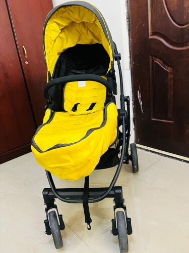 stroller and car seat- excellent 