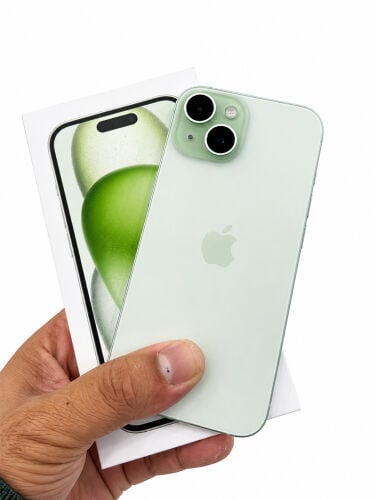 iPhone 15 – 128GB (Green
