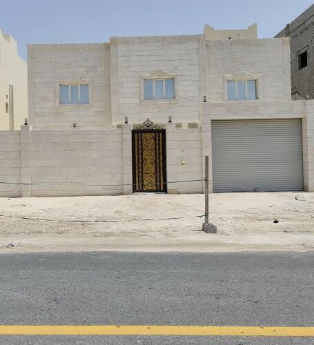 للبيع فله في الثمامه 600 متر
