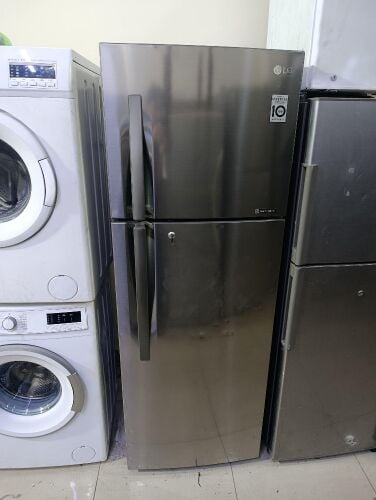 LG Fridge Good Condition
