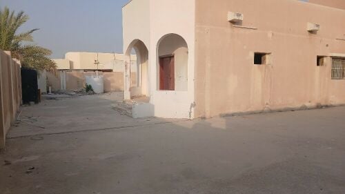 بيت شعبي للبيع في المعراض فرصه