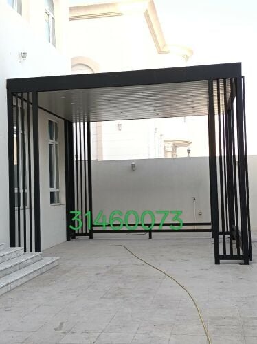 المظلات مودرن طبيلات. في كويكسبان