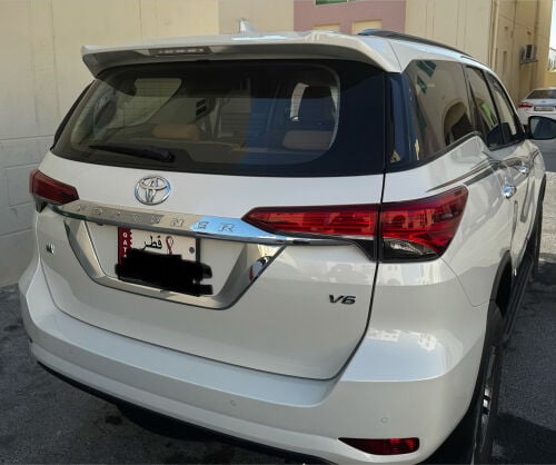 2022 TOYOTA FORTUNER, 6 Cylinder 