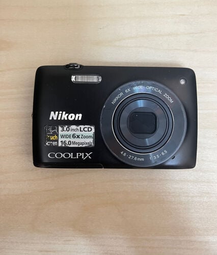 Nikon Coolpix S4200 