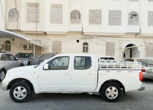 For Rent Nissan navara pick up