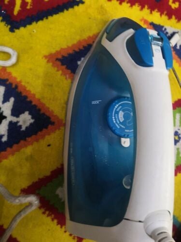 Philips Steam Iron – Good Working