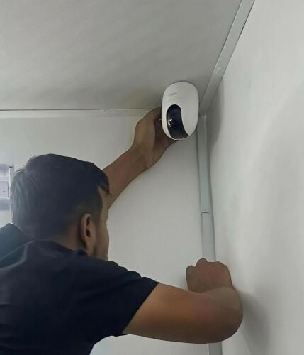 كاميرا ذكية لاسلكية تعمل واي فاي