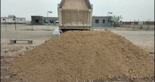 طين زراعي ورمل ودفان وكنكري وقار