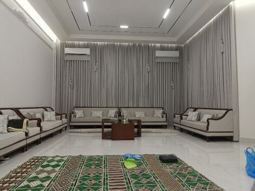 curtain and decore