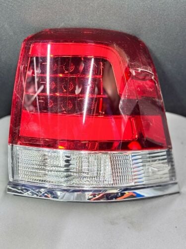 Land Cruiser 2016 Back Lamp