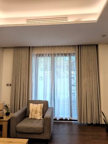 Wave curtain making