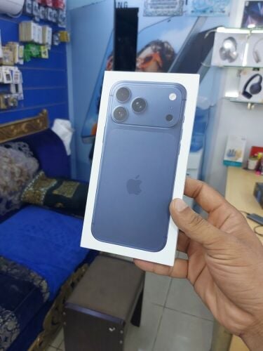 new 17promac 256gb
