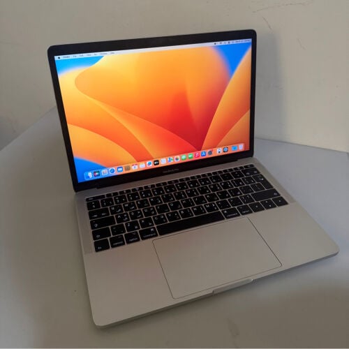 MacBook Pro 2017 , 13 inch Retina 