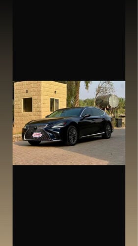 لكزس ال اس ٥٠٠ 