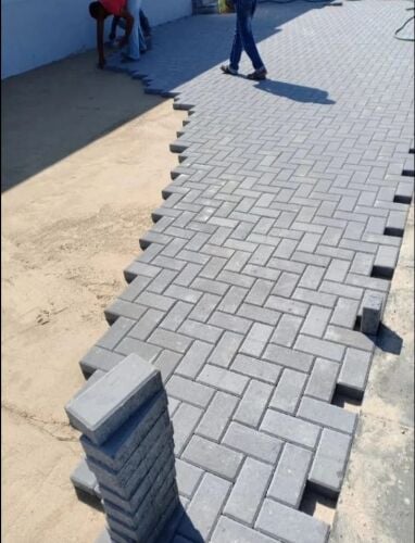 interlock carpeston good work..