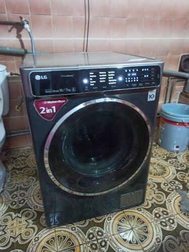 10/7 KG LG FOR SALE
