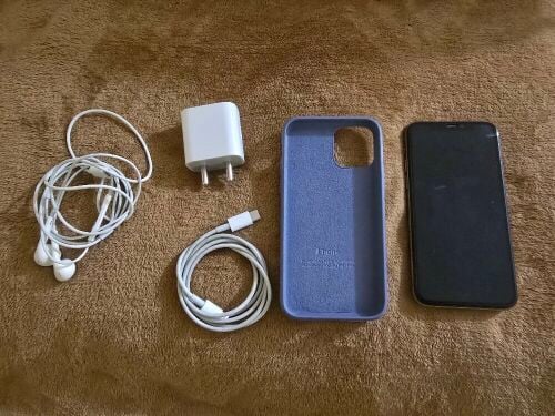 iPhone 11 Pro - 256 GB (Full Set)