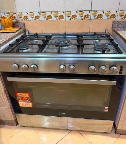Aftron Cooker.with FREE cylinder 