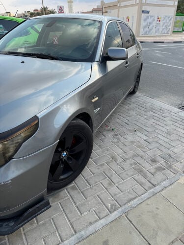 bmw 523i in very good condition 