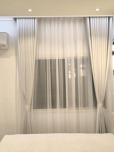 curtains 