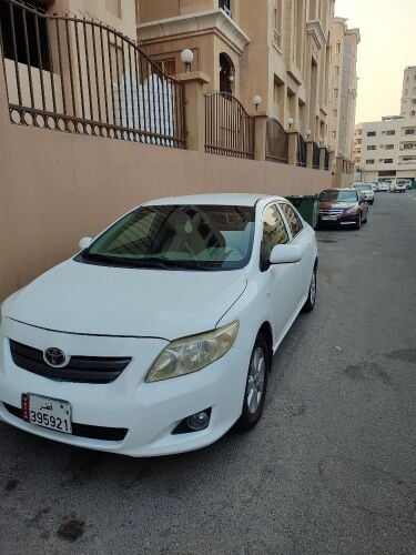 Toyota Corolla 2008 my Phn 30114265 estemara 1years condition good