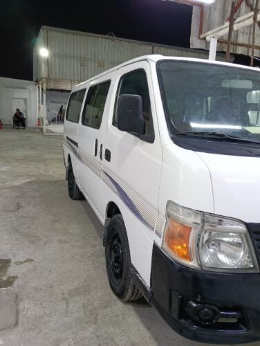Nissan urvan. 55629665