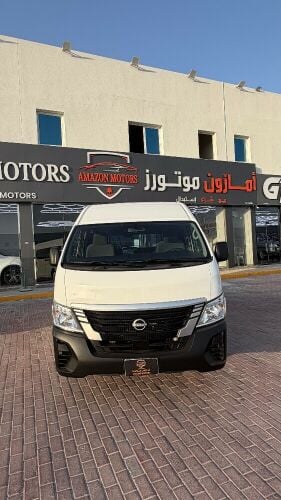 Nissan Urvan High Bus