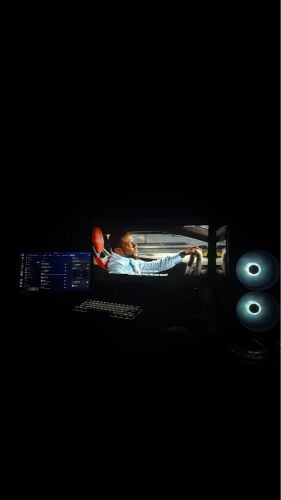 شاشتين قيمنق