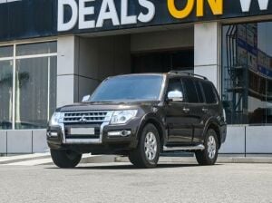 Mitsubishi Pajero GLS 2020