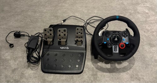 Logitech G29 Wheel & Pedals