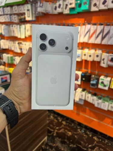 17 برو ماكس 256 جيجا ابيض 