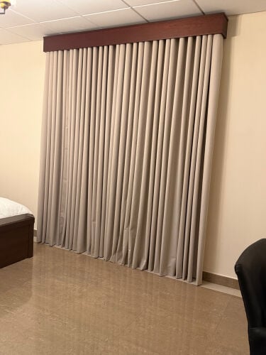 Wave curtains 