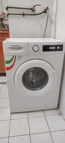 غسالة شبه جديدة للبيع