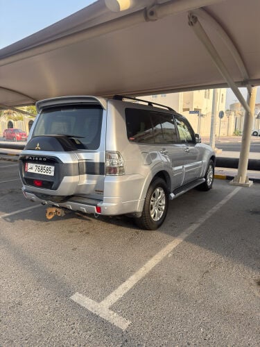 Mitsubishi Pajero gold edition