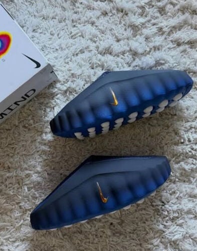 Nike Mind 001