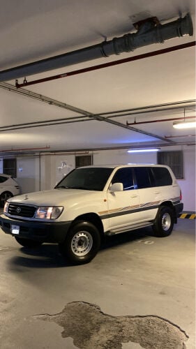 Car for sale advertisement