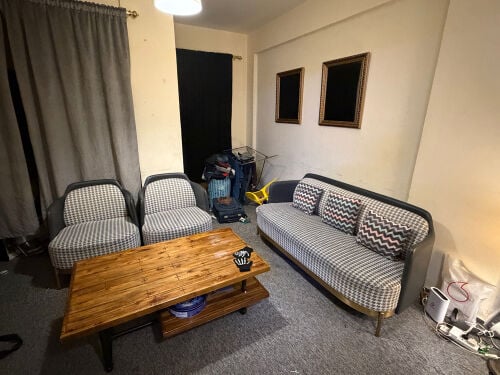 77132266 sofa set perfect condition