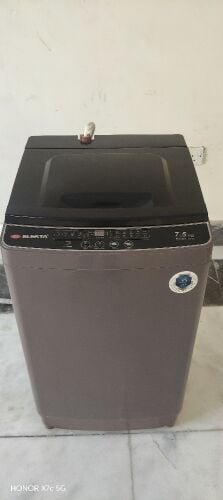 Elekta automatic washing machine
