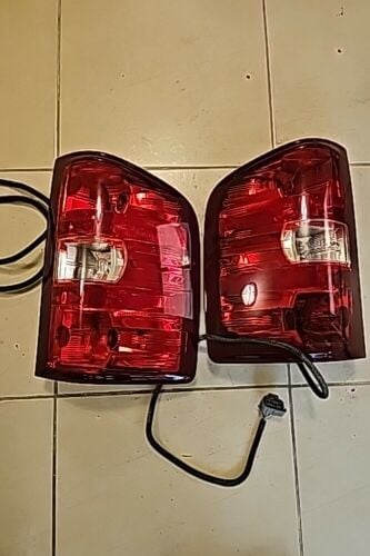 قطع غيار اصليه ..