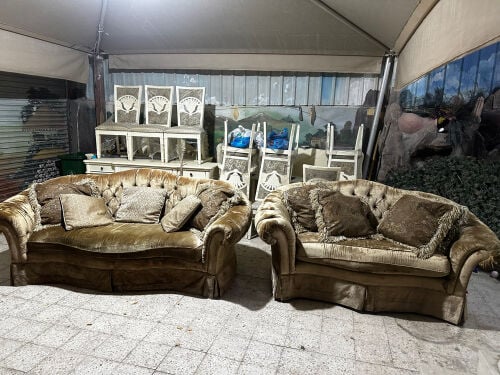 2 sofas