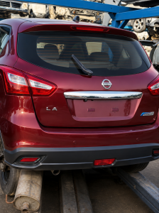 Nissan tiida 2013