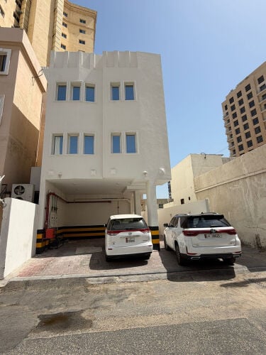للإيجار عماره الغانم العتيق 