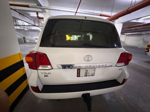 TOYOTA LAND CRUISER VXR V8 2010