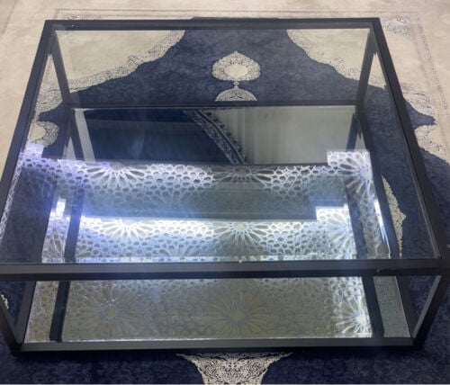 طاولة 