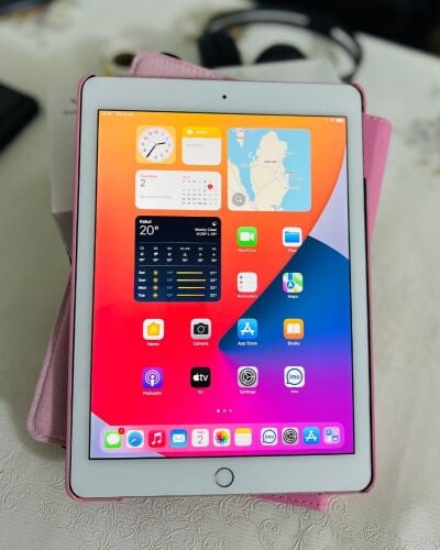 iPad pro-9.7"/128Gb/Sim+WiFi
