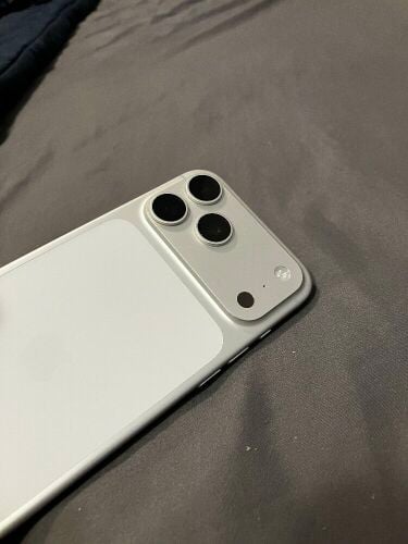 iphone 17 pro max 2TB Silver