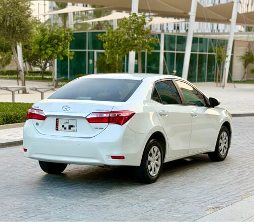 تويوتا كورلا 2015