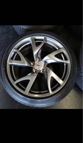 370z rays rims 
