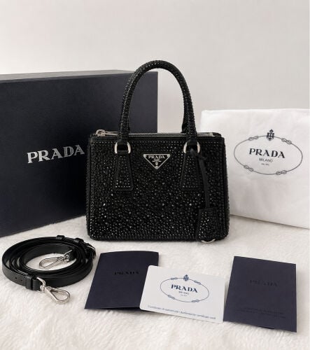 prada bage 